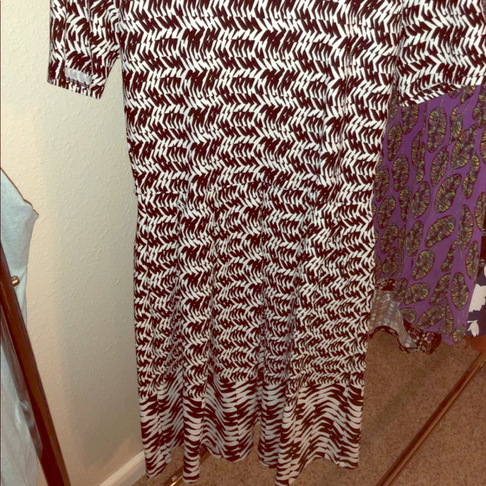 Lularoe Large black and white dipped Amelia
